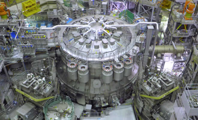 Ενεργοποιήθηκε ο μεγαλύτερος αντιδραστήρας πυρηνικής σύντηξης στον κόσμο