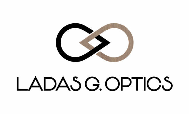 Πάρτι εγκαινίων για το κατάστημα οπτικών Ladas G. Optics, του Γεωργίου Β. Λαδά