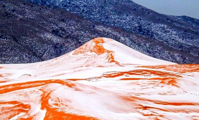 Χιόνισε στην έρημο Σαχάρα για πρώτη φορά μετά από 37 χρόνια!