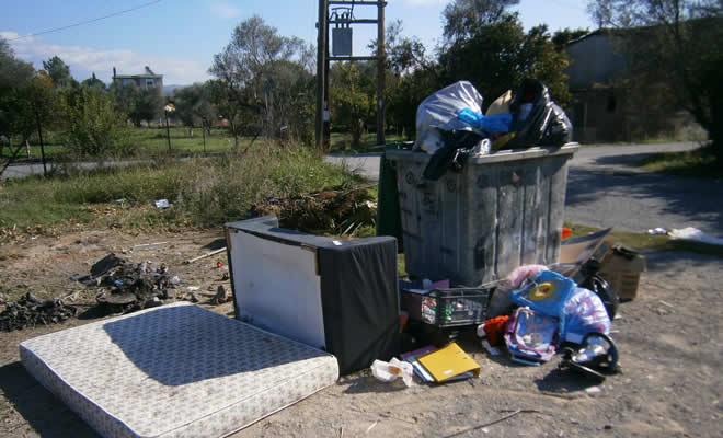 «Τα σκουπίδια μας είναι ο «πολιτισμός» μας», από τον Βαγγέλη Μητράκο