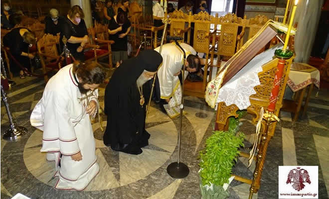 Εσπερινός και Ιερά Παράκληση στην Υπεραγία Θεοτόκο στον Ι.Ν. Αγ. Σπυρίδωνος Σπάρτης 