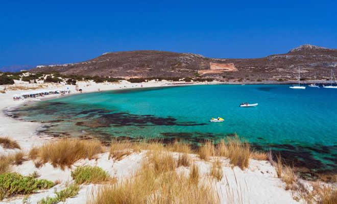 Την ενοχή όλων για την οικοπεδοποίηση της Ελαφονήσου πρότεινε η εισαγγελέας