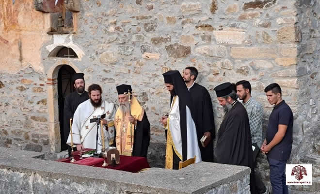 Ιερά Παράκληση στην Ι.Μ. Παναγίας Ελεούσας Κούμπαρη