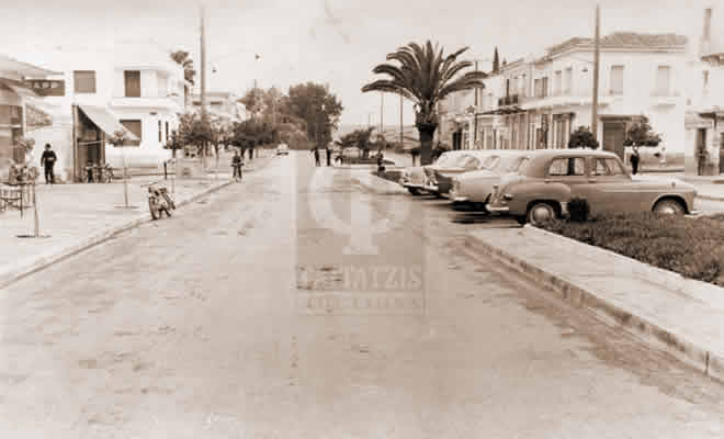 Το παλαιό περίπτερο «Παπαμακάριου» - σήμερα «Γιάννουκλα», από τον Βαγγέλη Μητράκο