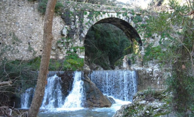 Το αρχαιότερο γεφύρι της Ευρώπης βρίσκεται στο Ξηροκάμπι
