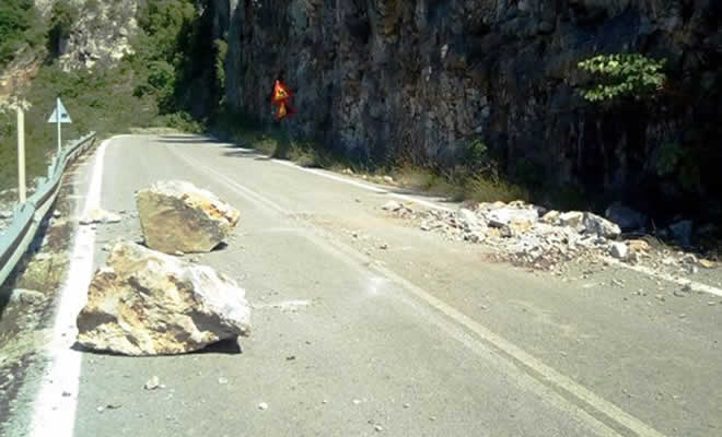 Κατολίσθηση στην παλιά εθνική οδό Καλαμάτας - Σπάρτης, διακοπή της κυκλοφορίας