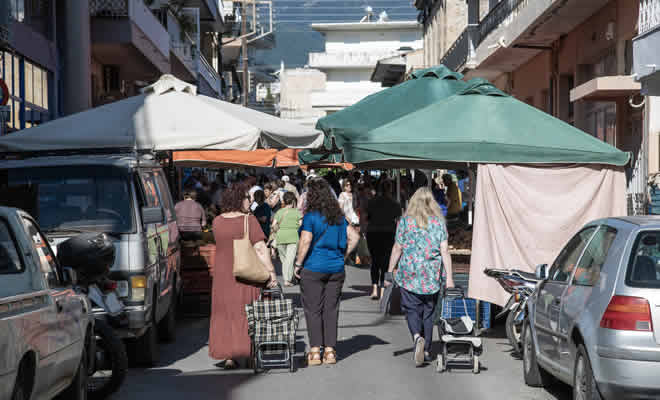 Επαναφορά της λαϊκής αγοράς στον παλιό της χώρο: «Ανεπαρκή χαρακτηρίζουν την απάντηση του Δημάρχου οι 310 κάτοικοι και επαγγελματίες»