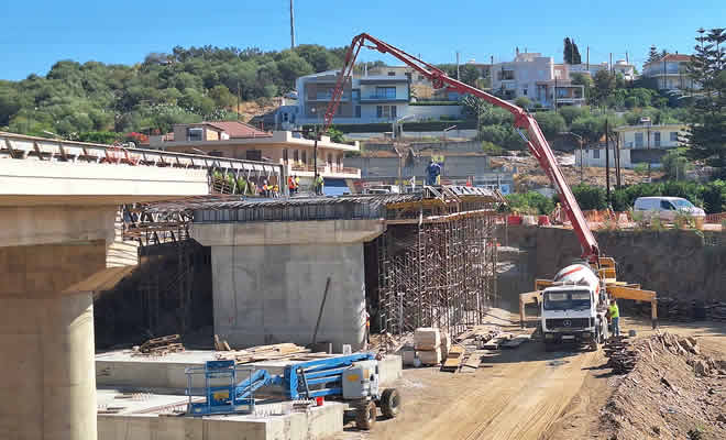 Στο εργοτάξιο κατασκευής της νέας γέφυρας του Ευρώτα ο Αντιπεριφερειάρχης Θεόδωρος Βερούτης