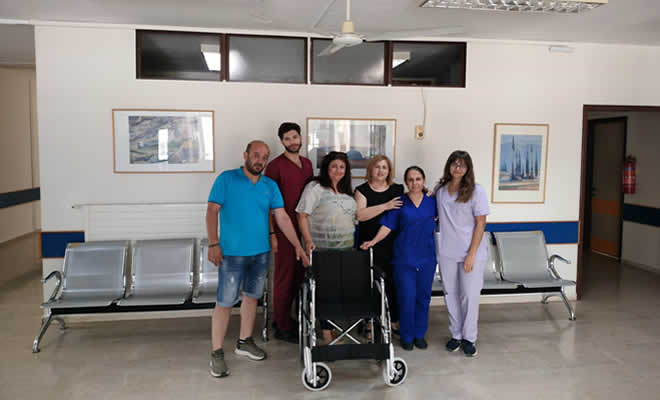 1ο Γυμνάσιο Σπάρτης: Δωρεά Αναπηρικού Αμαξιδίου στο Κέντρο Υγείας Βλαχιώτη