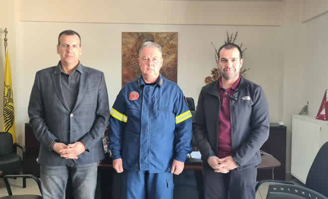 Επίσκεψη του νέου Διοικητή των Πυροσβεστικών Υπηρεσιών Νομού Λακωνίας στον Δήμαρχο Σπάρτης