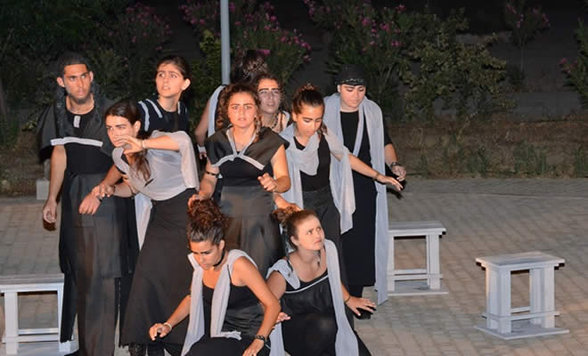 ο Φάλεν και η Τζούλι χρονολογούνται