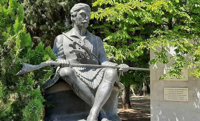 «Περί της Υπάρξεως Προτομών των Ηρώων του 1821 στη Σπάρτη», από τον Φάνη Λάζαρη